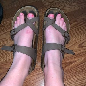 Birkenstock Shoes - Used Mayari Birkenstock’s size 37 Birkenstock Shoes - Used Mayari Birkenstock’s size 37
